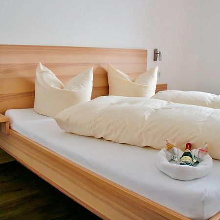 Seehotel Und Appartements Schnoeller 리덴 외부 사진
