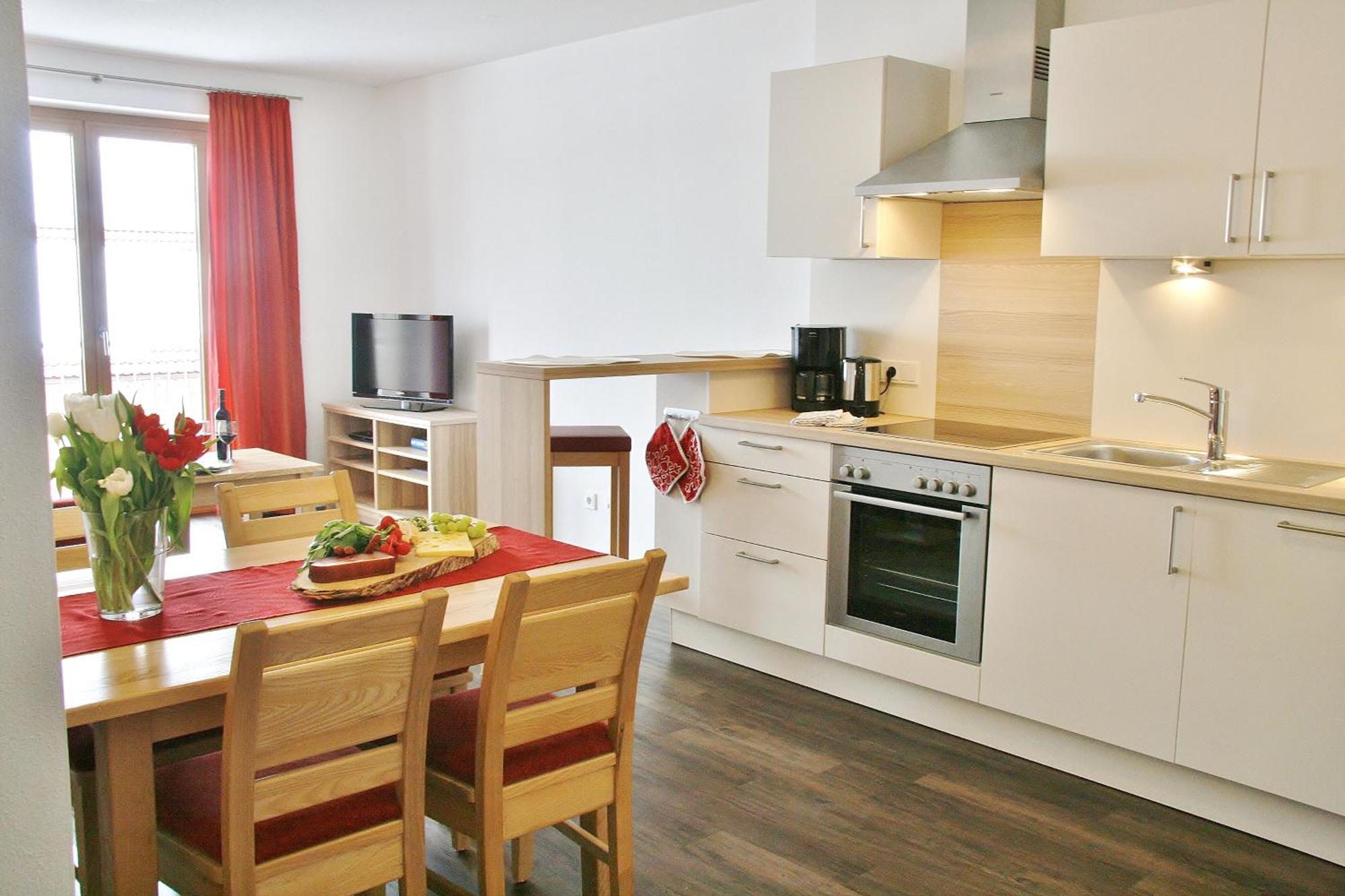Seehotel Und Appartements Schnoeller 리덴 외부 사진